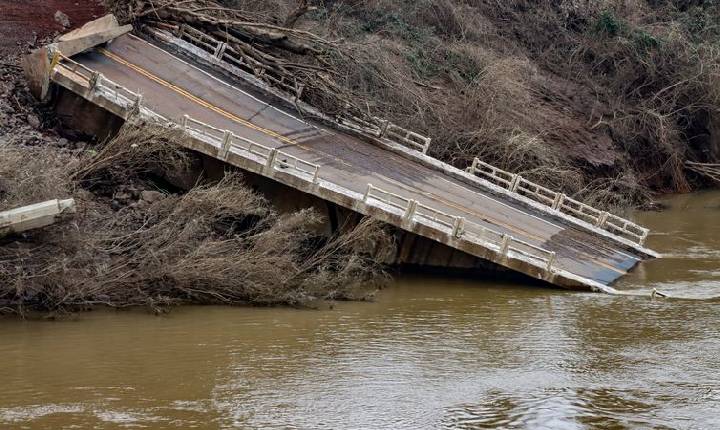 Após operação da PF, ex-prefeito de Lajeado deixa o governo estadual