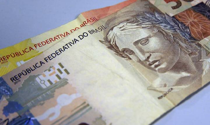 Economistas e setor produtivo veem avanços com PL da isenção de IR