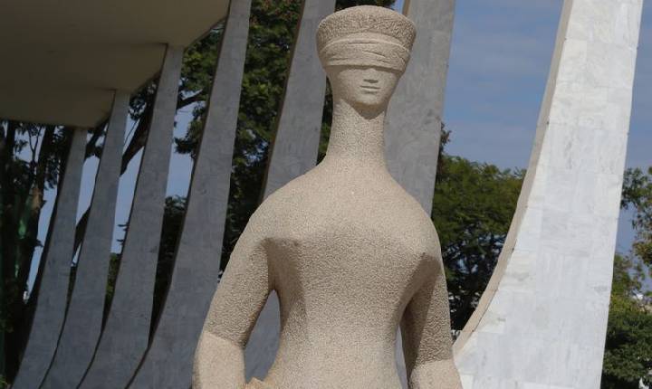 STF julga indulto de Bolsonaro a condenados por Massacre do Carandiru