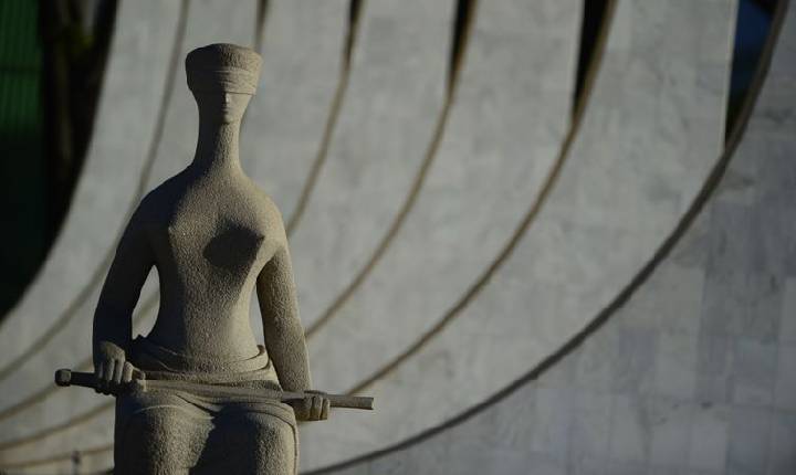 STF mantém regra que reduz aposentadorias por invalidez