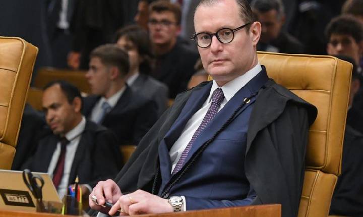 Zanin vota para manter Moro réu por calúnia contra Gilmar Mendes