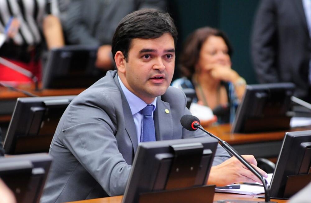 Rubens Pereira Júnior é autor de Lei aprovada que favorece o réu em empate no julgamento