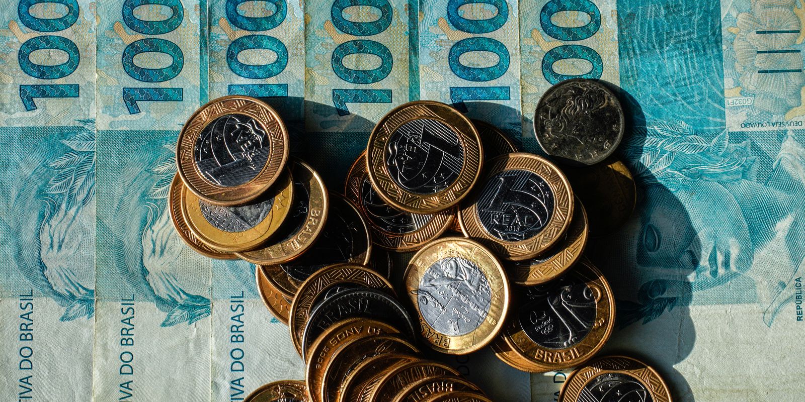 Bolsa Família: beneficiários com NIS de final 6 recebem parcela de julho do benefício