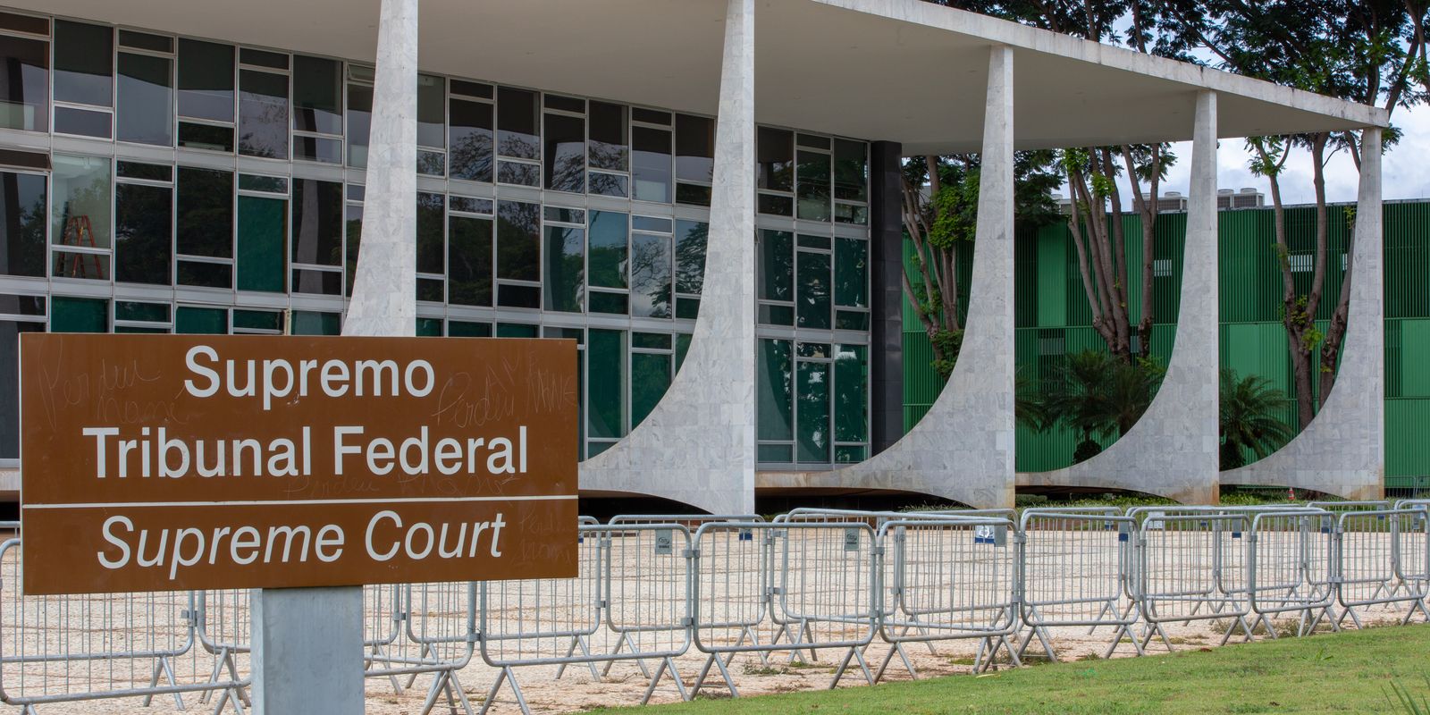 Alexandre de Moraes agenda depoimento de Flávio Bolsonaro à PF para 28 de julho