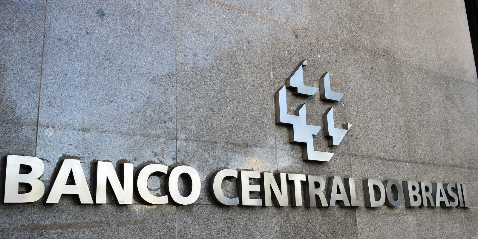 Receita Federal e Banco Central recebem aval para novos concursos públicos
