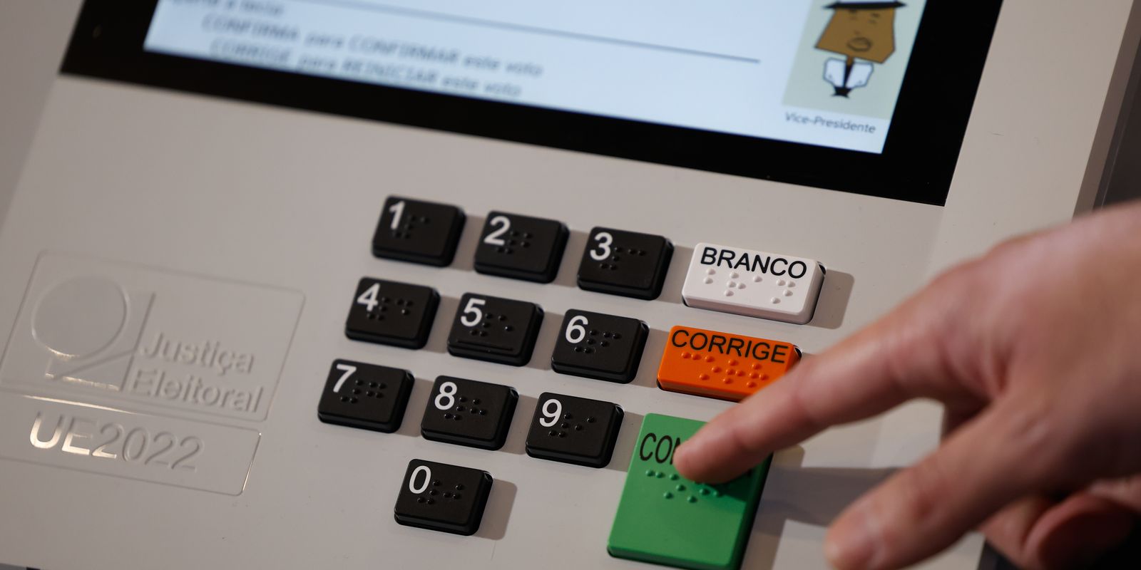TRE-RJ orienta que eleitores verifiquem possíveis mudanças nos locais de votação