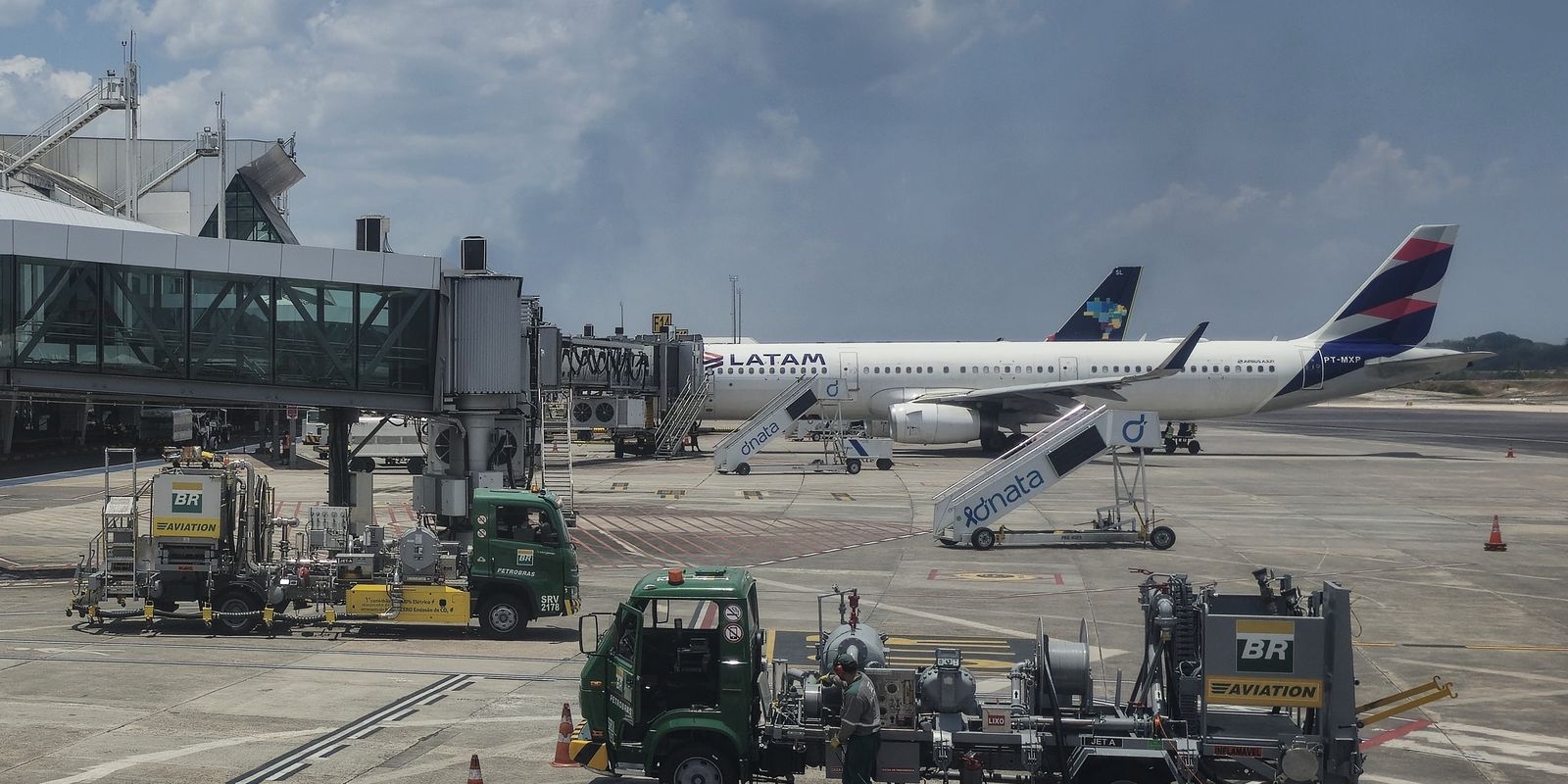 Petrobras anuncia novo reajuste no preço do querosene de aviação