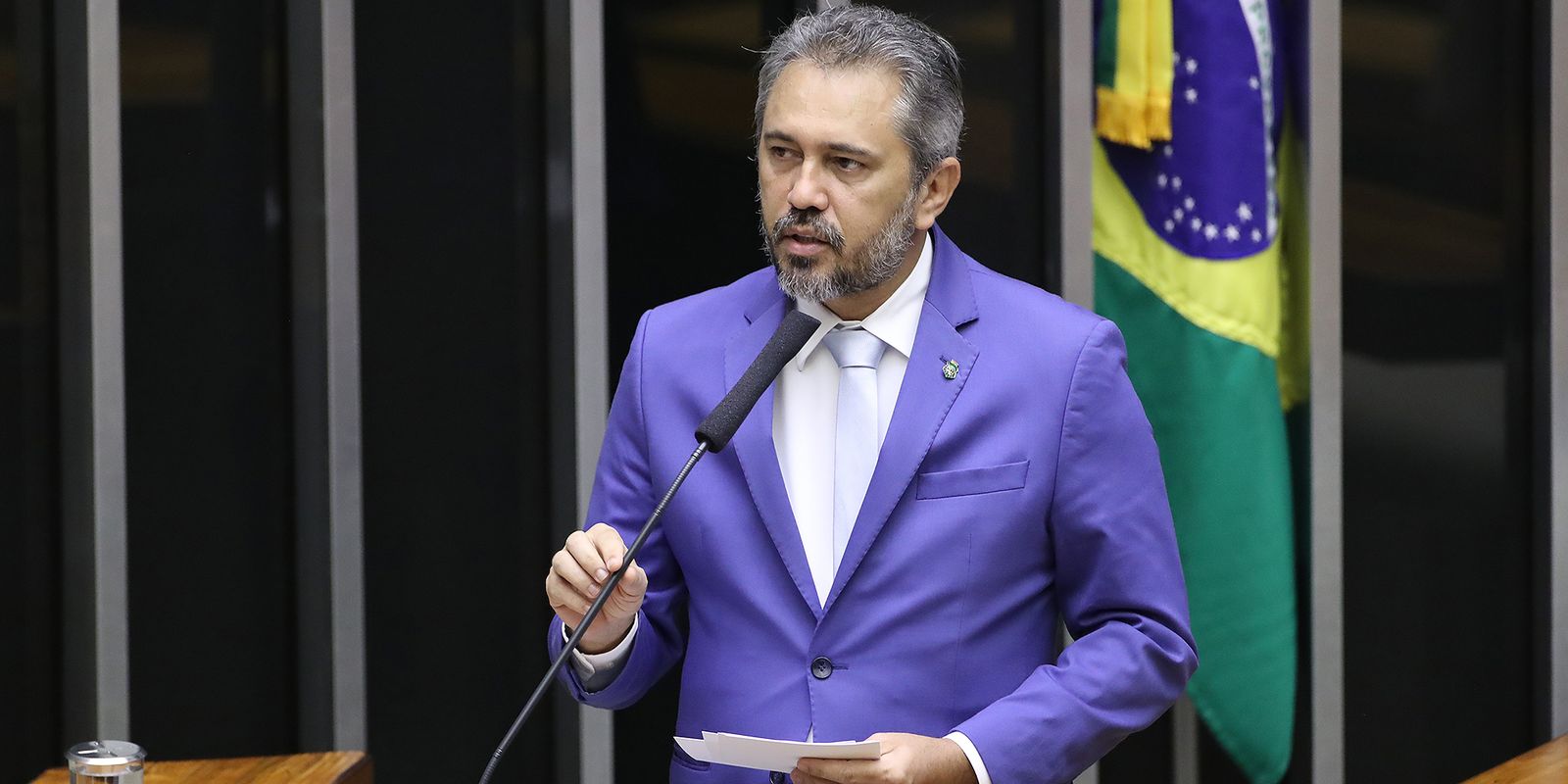 Elmano vence no primeiro turno e garante reeleição no Ceará