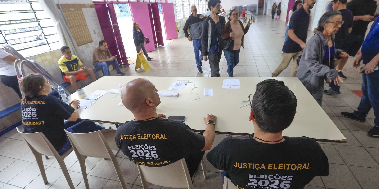 Urnas em São Paulo já fechavam quando votação foi prorrogada pelo STF