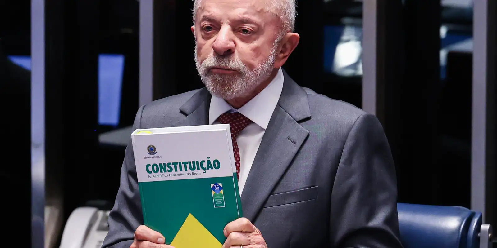 Lula defende o fim da escala 6x1 em agenda de campanha por Minas Gerais