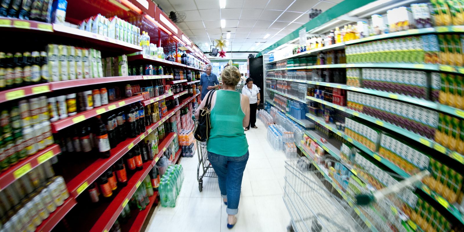 Produção industrial cai 0,6% em agosto e revela instabilidade no setor