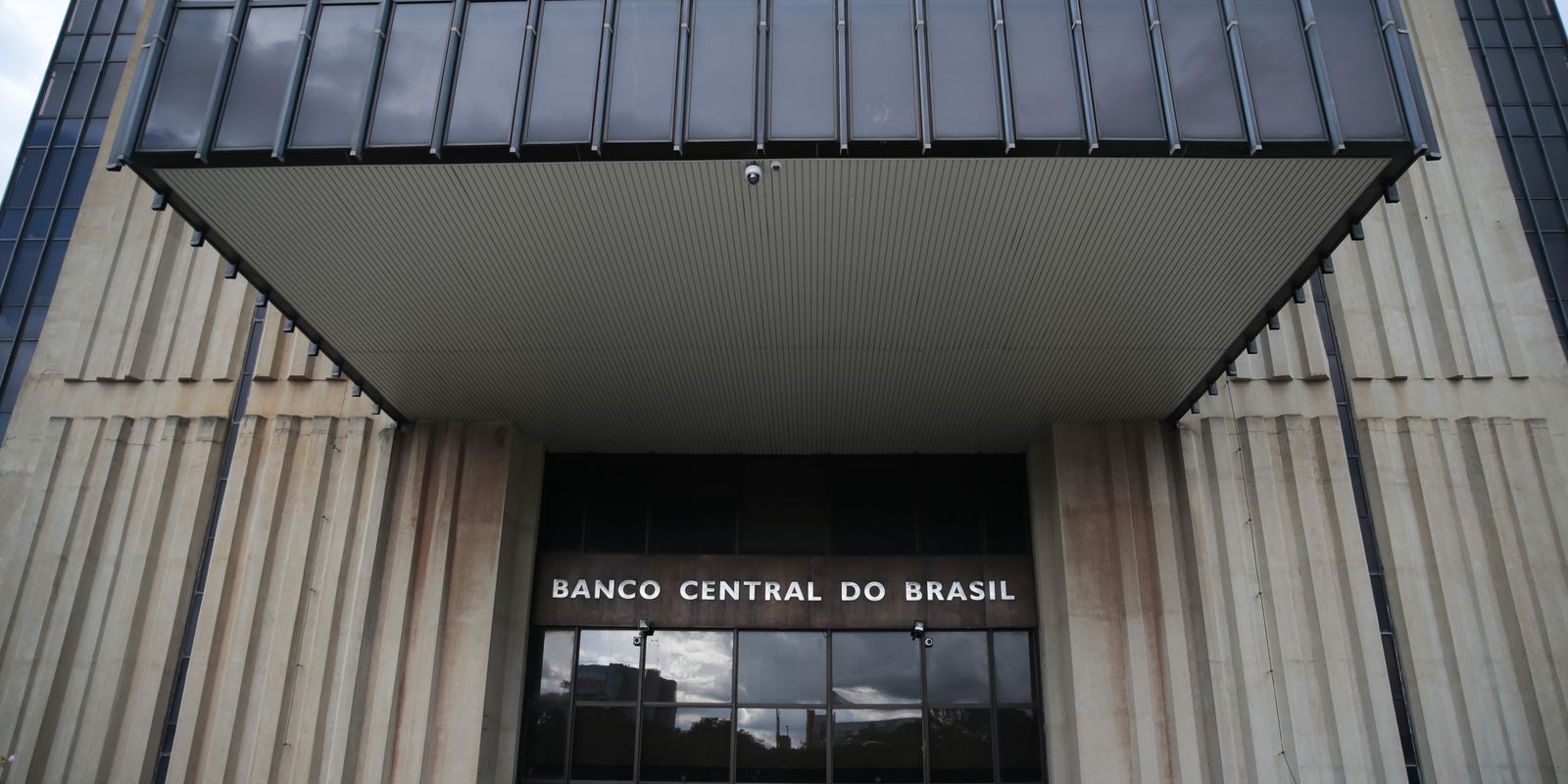 TCU aprova contas do Banco Central de 2025 após separar caso Master