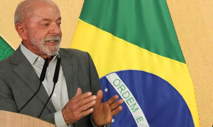Lula planeja retomar viagens internacionais após período eleitoral
