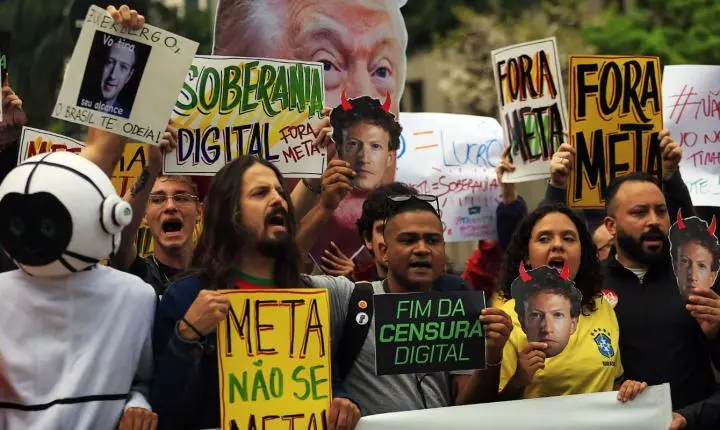 Manifestantes e TSE exigem a neutralidade da Meta nas eleições