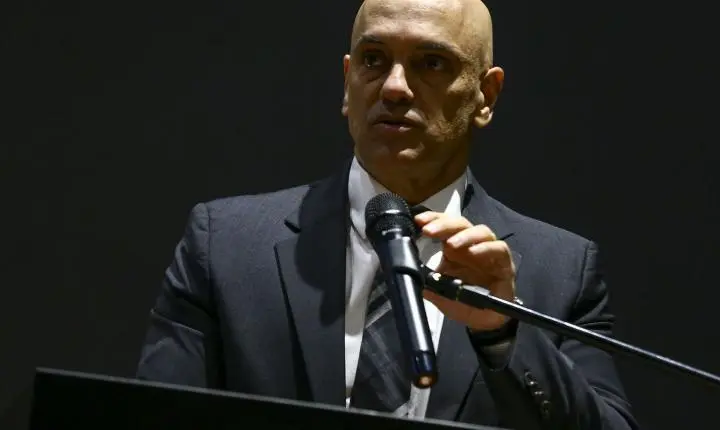 Alexandre de Moraes contesta investigação no STF e classifica relatório de Mendonça como ilegal