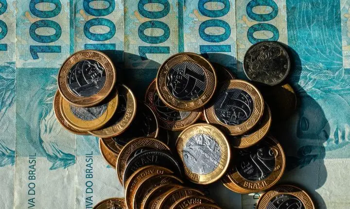 Inflação oficial avança 0,82% em setembro puxada por energia elétrica