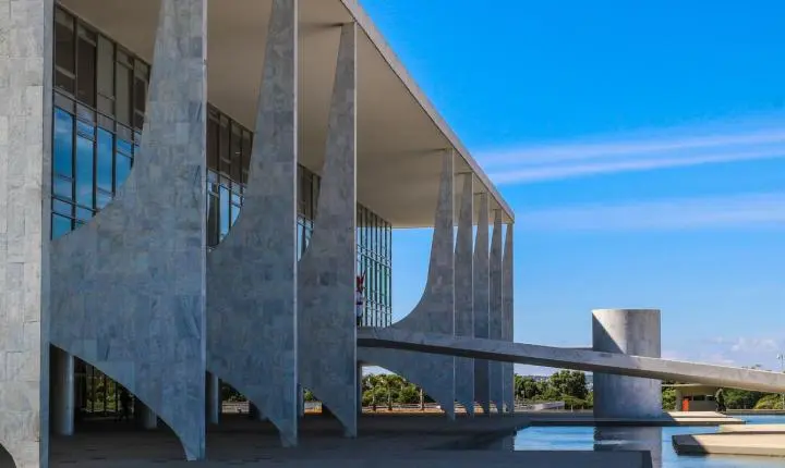 Impacto fiscal de R$ 40 bilhões é previsto por instituto com propostas de Lula
