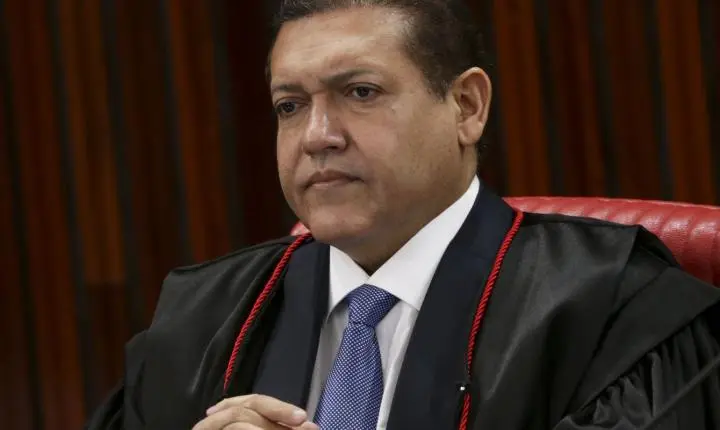 Justiça Eleitoral está pronta para votação tranquila, afirma presidente do TSE