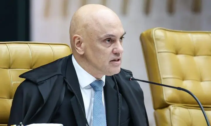 Alexandre de Moraes se declara impedido em processo sobre visitas ao Senado