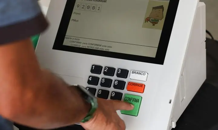 Como fazer a justificativa eleitoral e evitar multas nas eleições