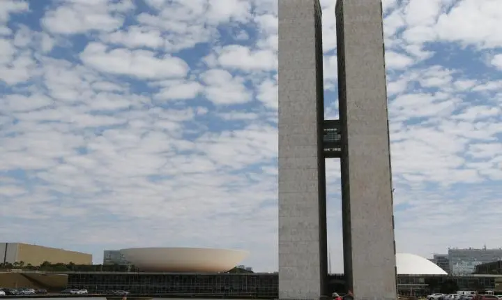 Senado vai votar proposta sobre o fim da escala 6x1 na próxima terça-feira