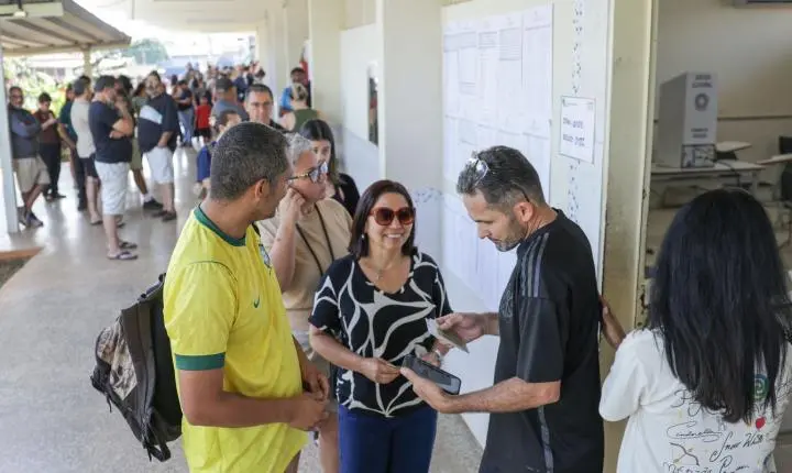 Eleitor que trabalha tem direito de votar garantido pela lei no dia do pleito