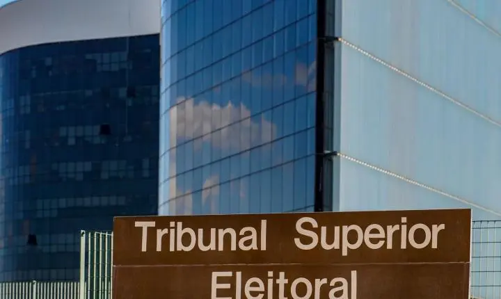 TSE registra mais de 50 mil denúncias de propaganda irregular nas eleições