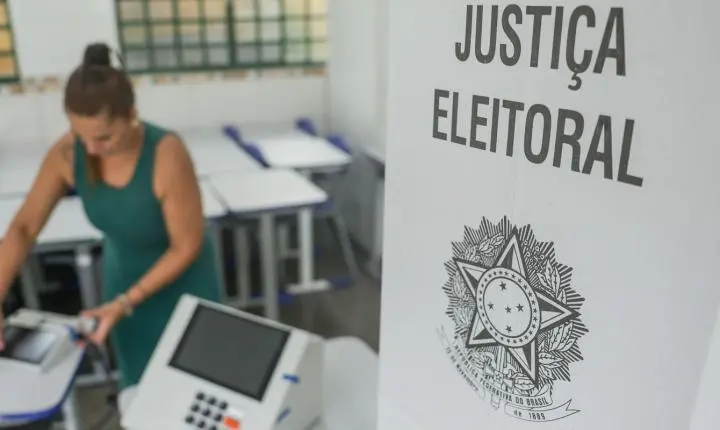 Propaganda eleitoral chega ao fim neste sábado para o segundo turno