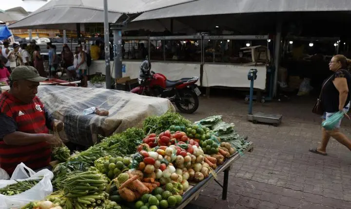 Corte em benefícios sociais ameaça a economia de municípios do interior