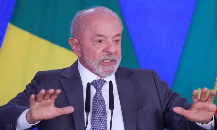 Lula defende alteração na maioridade penal durante sabatina na TV