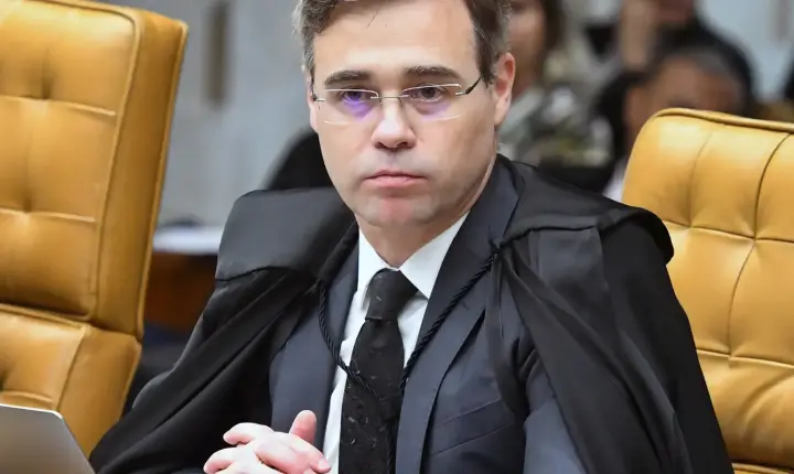 André Mendonça suspende multas sobre saúde mental no trabalho por 90 dias